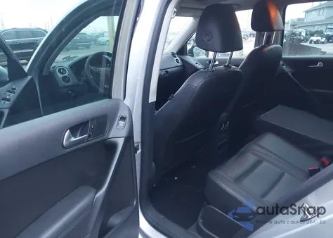 2016 Volkswagen Tiguan Se from USA, damaged, VIN WVGAV7AX6GW522676